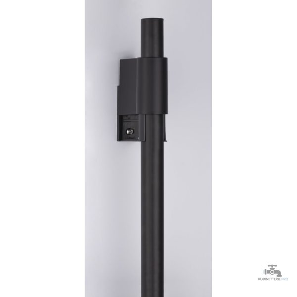 Pommeau de douche efficace avec barre de support