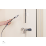 Douche encastrable en chrome pour salle de bain contemporaine