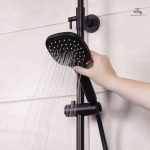 Colonne de douche BERENS pour un confort optimal