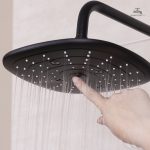 Colonne de douche BERENS avec plusieurs fonctions