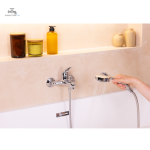 Accessoire de salle de bain : pommeau de douche