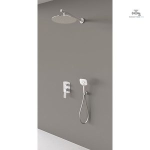 Système de douche chromé encastré