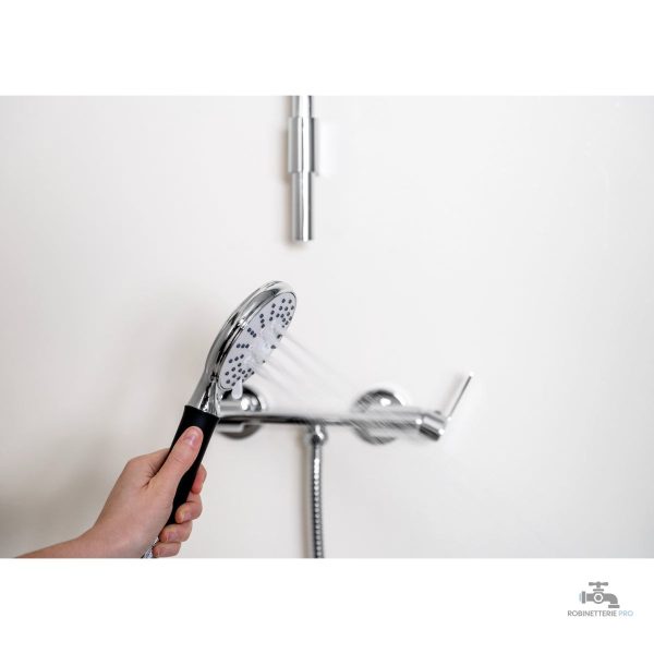 Douche moderne encastrable en finition noire
