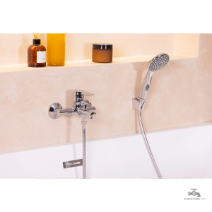 Mitigeur baignoire ALTO, finition brillante et fonctionnel
