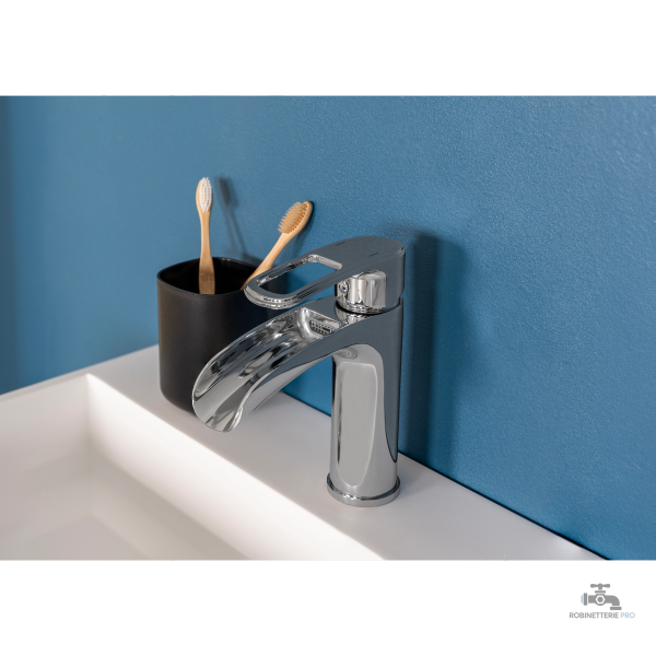 Mitigeur de lavabo NAVAE avec finition chromée