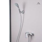 Économie d'eau avec le pommeau de douche NAVAE