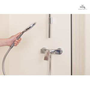 Pommeau de douche 3 jets, design moderne et fonctionnel