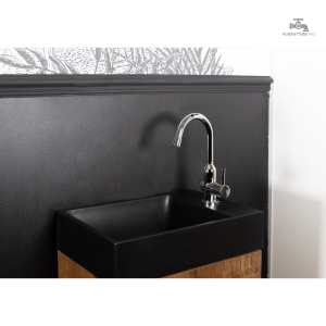 Robinet moderne pour salle de bain, eau froide