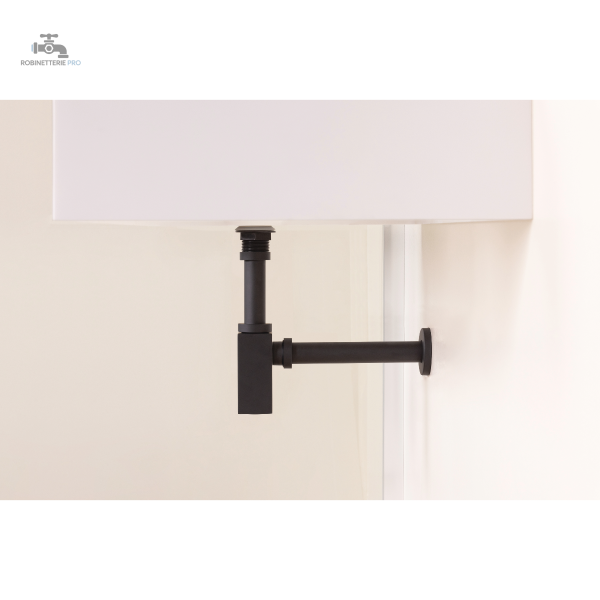 Siphon de salle de bain en laiton poli