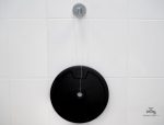 Accessoire de salle de bain avec ventouse