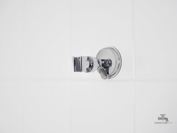 Fixation ventouse pour pommeau de douche